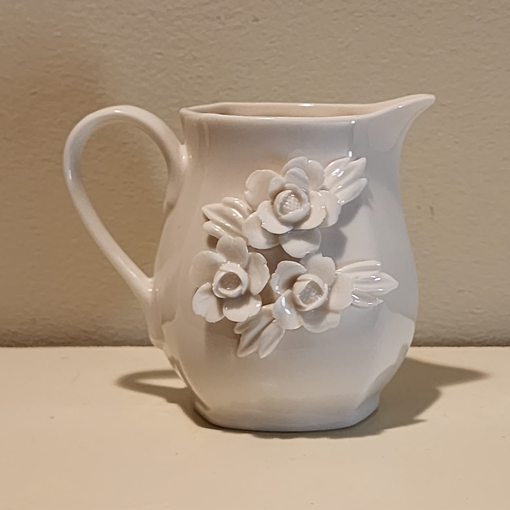 I. Godinger & Co. Porcelain Floral Pitcher – White 3D Rose Design – Vintage Look